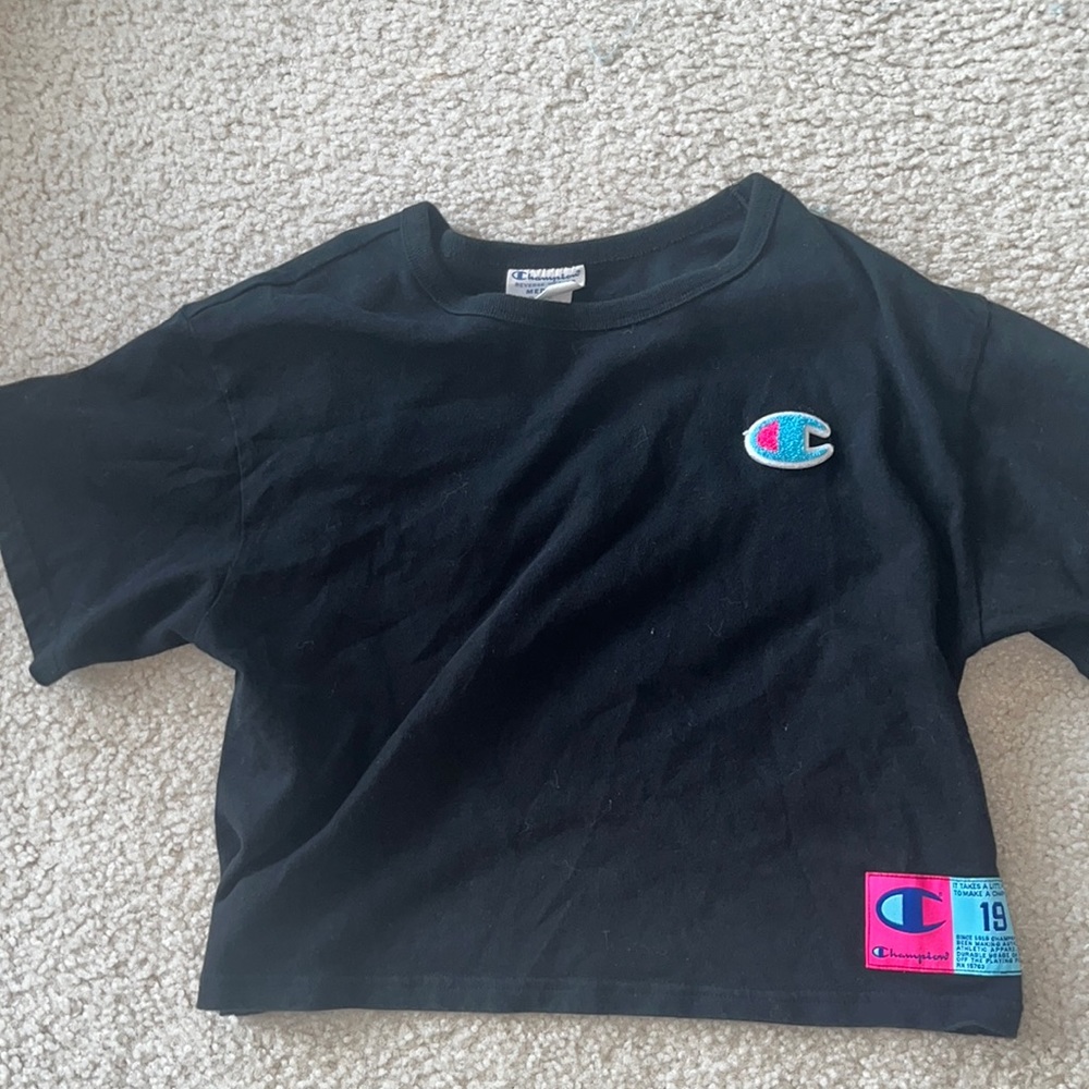 Champion boxy cropped top size women’s medium